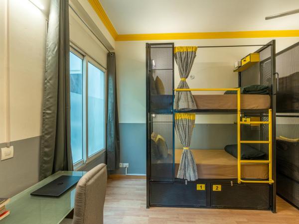 The Hosteller Delhi : photo 5 de la chambre deluxe - bed in 4 bed mixed dormitory