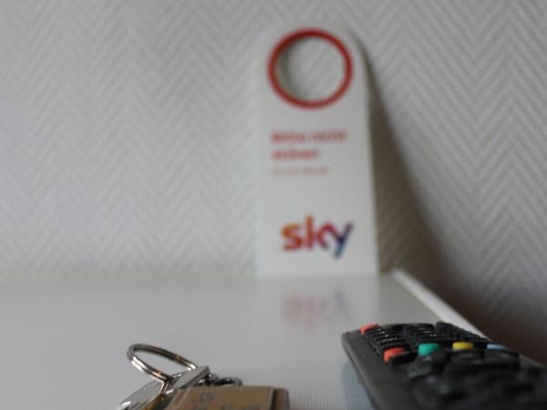 Hotel Berliner Hof : photo 9 de la chambre chambre double ou lits jumeaux avec salle de bains privative dans le couloir