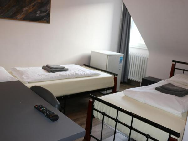 Hotel Berliner Hof : photo 5 de la chambre chambre triple