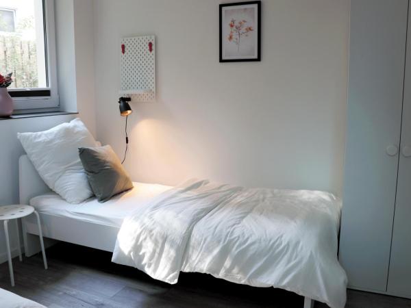 Schlafkonzept Hannover : photo 2 de la chambre chambre lits jumeaux standard avec salle de bains commune
