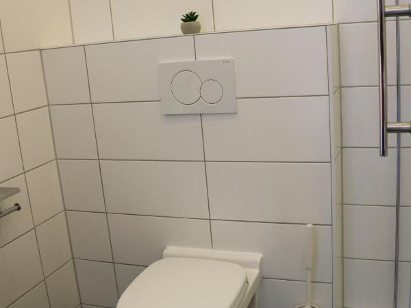 Schlafkonzept Hannover : photo 9 de la chambre chambre triple avec salle de bains privative