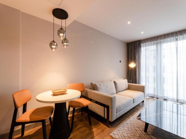 Fourty Three Luxury Serviced Apartments : photo 3 de la chambre suite standard