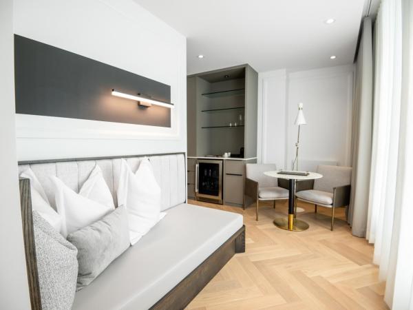 Hôtel Boutique Ophelia : photo 3 de la chambre suite supérieure