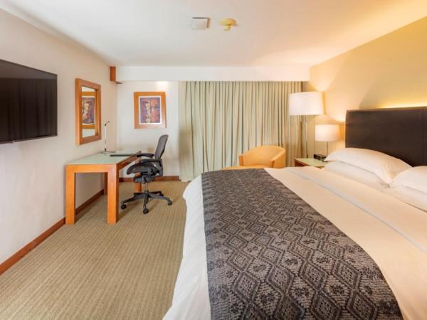 Presidente Intercontinental Puebla, an IHG Hotel : photo 1 de la chambre chambre lit king-size classique avec accès au club