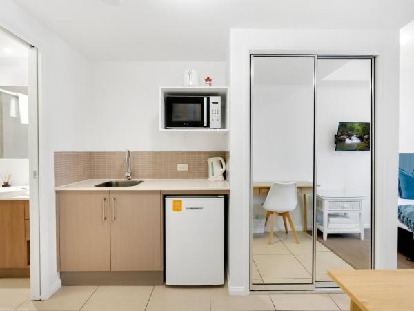 Elysium Apartments : photo 4 de la chambre studio