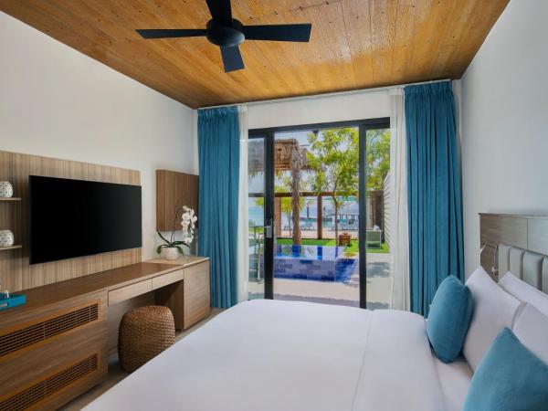 Anantara World Islands Dubai Resort : photo 2 de la chambre beach pool king or twin room
