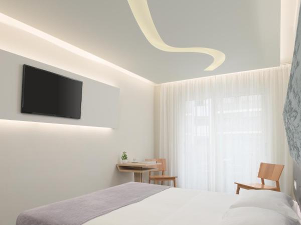 Melrose Rethymno by Mage Hotels : photo 1 de la chambre chambre essential