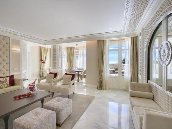 Gran Hotel Miramar GL : photo 9 de la chambre suite royale