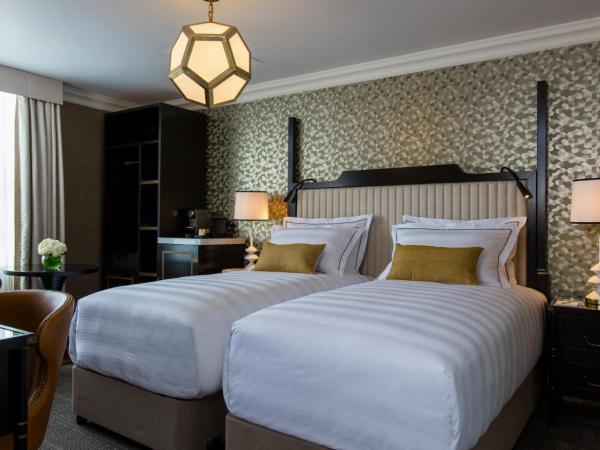 The Academy - Small Luxury Hotels of the World : photo 1 de la chambre hébergement lits jumeaux bloomsbury