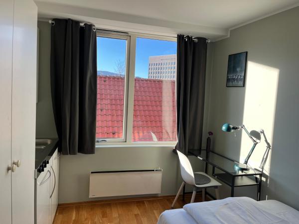 City Hostel Bergen : photo 4 de la chambre chambre simple avec salle de bains 