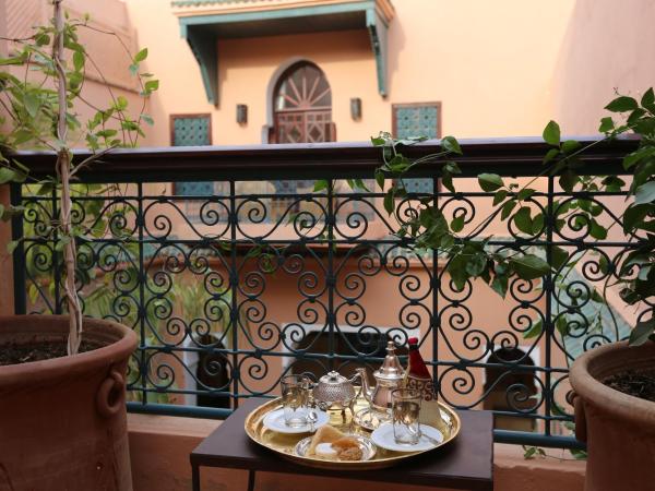 Palais Riad Lamrani : photo 9 de la chambre hébergement l'orientale