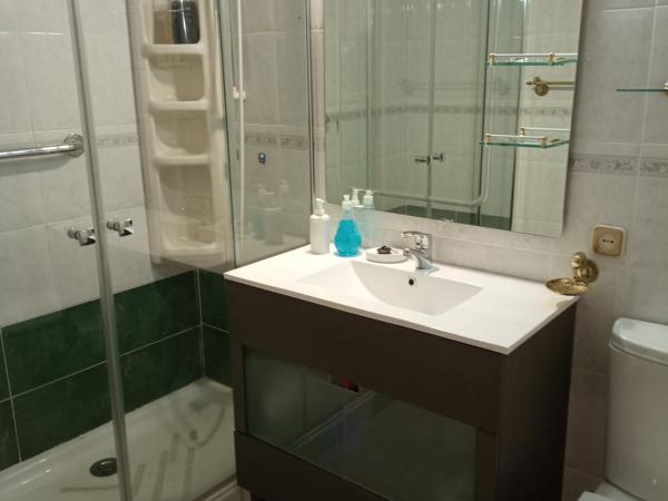 2-Centro Habitación Masc 8X : photo 10 de la chambre single room men only