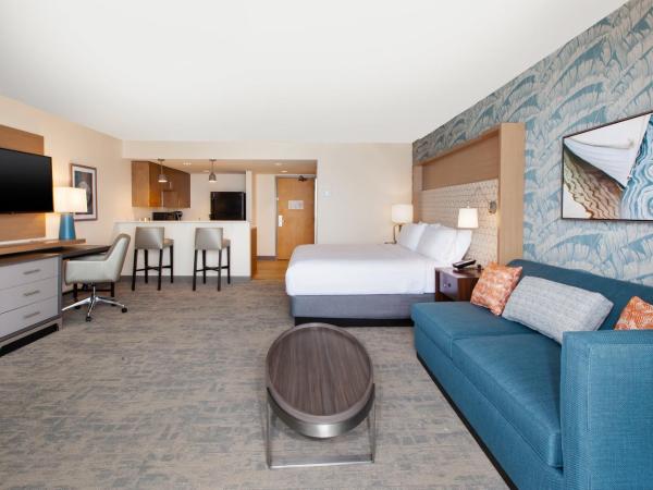 Holiday Inn Va Beach-Oceanside 21st St, an IHG Hotel : photo 9 de la chambre suite lit king-size