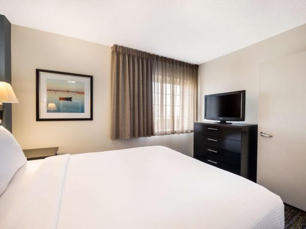 Sonesta Simply Suites Las Vegas Convention Center : photo 4 de la chambre suite 1 chambre avec 2 lits queen-size