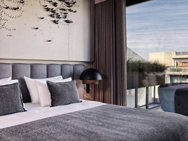 Heritage Hill Hotel : photo 10 de la chambre suite heritage hill avec balcon - vue sur acropole