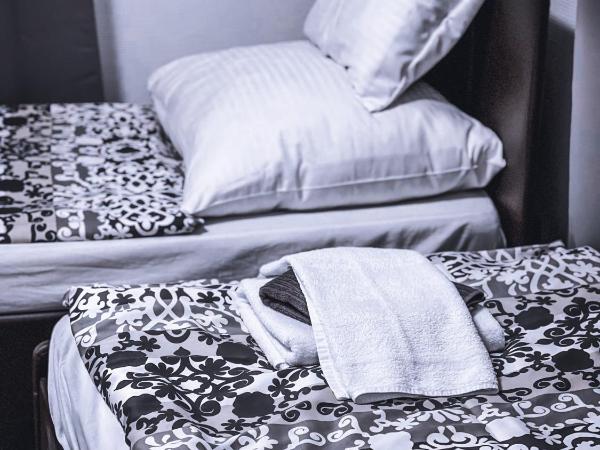 Végvári Hotel Eger : photo 1 de la chambre appartement 2 chambres