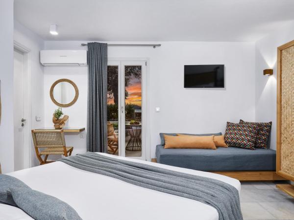 Kalergis Studios : photo 2 de la chambre chambre triple supérieure - vue sur mer