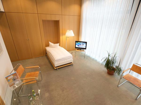 Holiday Inn Berlin City-West, an IHG Hotel : photo 1 de la chambre chambre double standard - accessible aux personnes à mobilité réduite