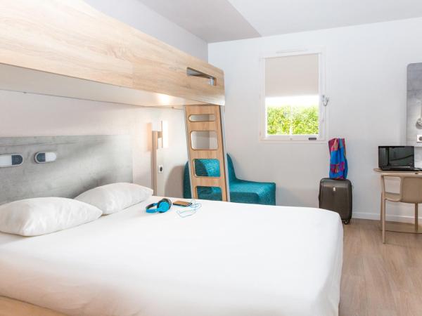 Ibis Budget Marmande : photo 4 de la chambre chambre quadruple