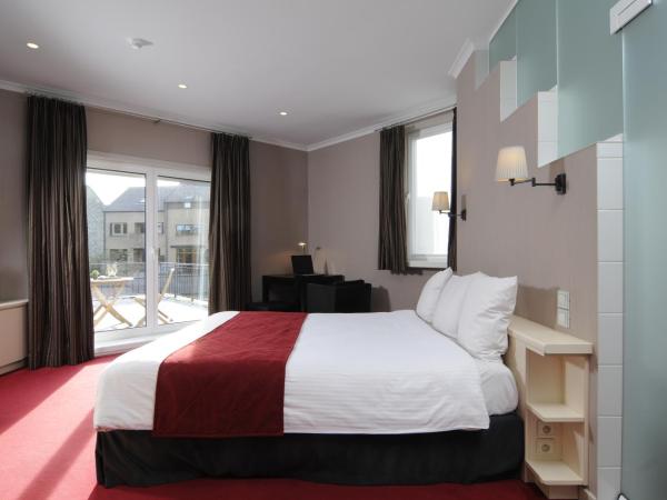 Hotel Astoria Gent : photo 1 de la chambre chambre brillant avec baignoire spa