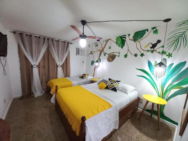 Pousada Costa Del Sol : photo 5 de la chambre chambre triple avec balcon