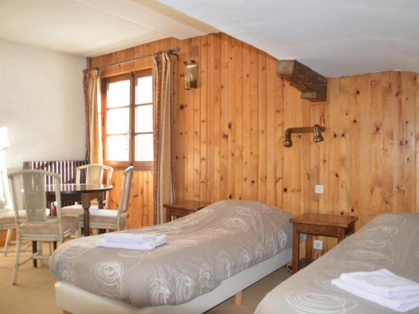 Hotel Le Genepy : photo 2 de la chambre chambre triple
