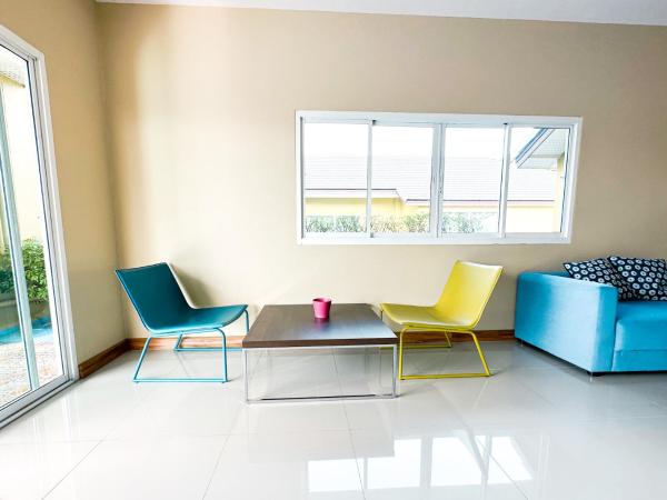 The Island Resort : photo 6 de la chambre chambre familiale avec terrasse