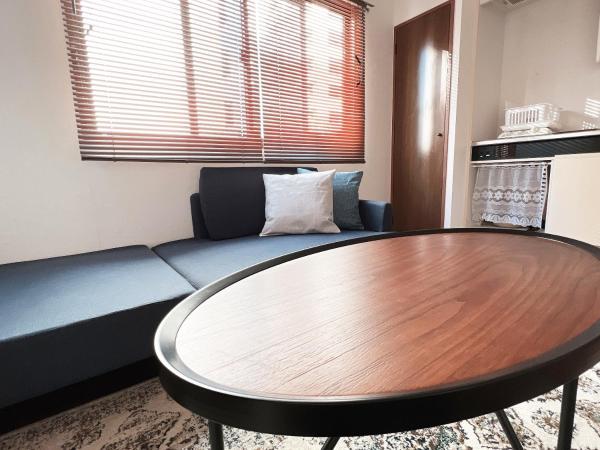 PINE TREE HOTEL : photo 1 de la chambre studio avec balcon