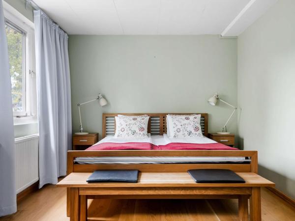 Sure Hotel by Best Western Ojaby Herrgard : photo 1 de la chambre chambre lit king-size deluxe avec baignoire à jets