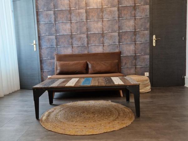 Hipster suites - Chez Axelle - : photo 3 de la chambre chambre triple