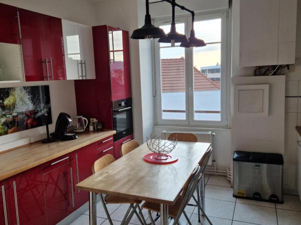 Hipster suites - Chez Axelle - : photo 2 de la chambre chambre familiale