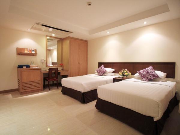 Hotel Tropicana Pattaya : photo 4 de la chambre chambre double ou lits jumeaux supérieure cabana