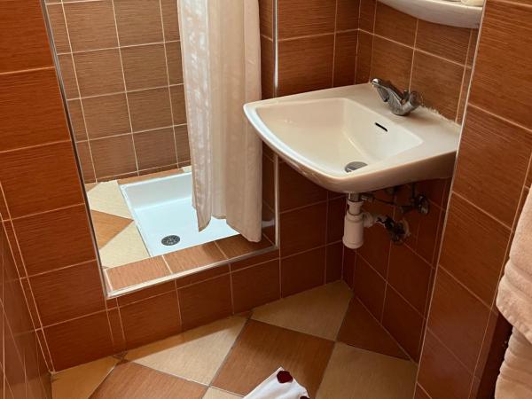 Studiotel Afoud : photo 3 de la chambre chambre double