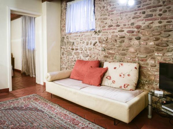 Residence ANTICO SAN ZENO centro storico : photo 5 de la chambre chambre triple supérieure