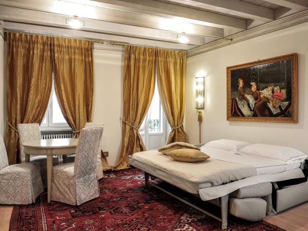 La Corte Di Giulietta : photo 4 de la chambre suite