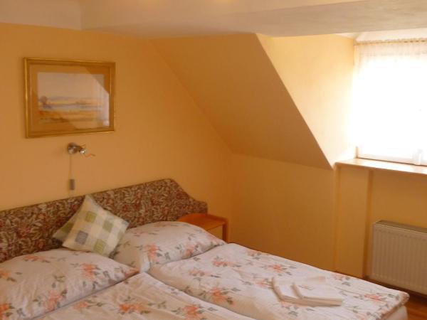 Chebsky dvur - Egerlander Hof : photo 4 de la chambre chambre double ou lits jumeaux