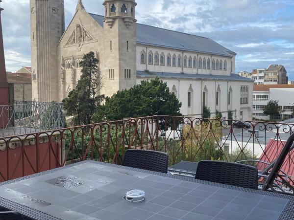 GuestHouse Marquês : photo 5 de la chambre chambre triple avec terrasse