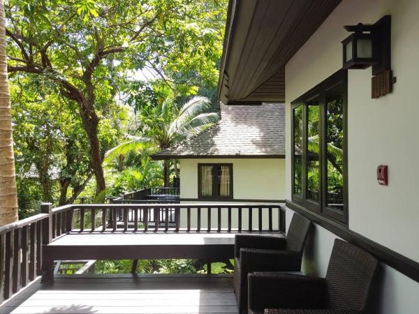 Phi Phi Holiday Resort : photo 2 de la chambre bungalow - vue sur jardin