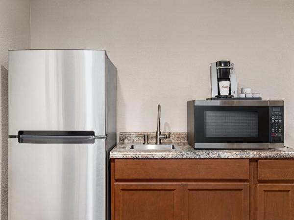 Holiday Inn Orlando International Airport, an IHG Hotel : photo 3 de la chambre suite lit king-size – non-fumeurs