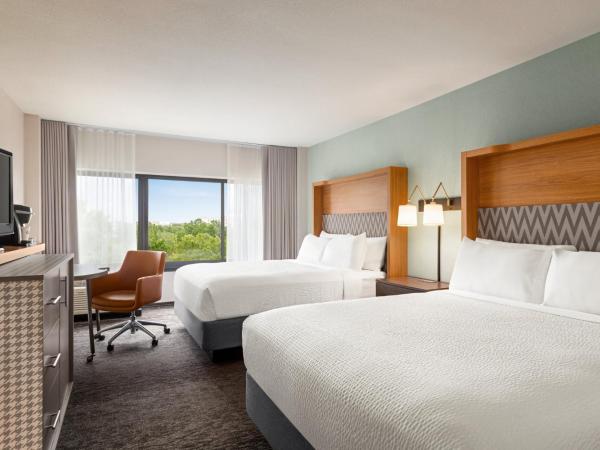 Holiday Inn Orlando International Airport, an IHG Hotel : photo 6 de la chambre chambre supérieure avec 2 lits queen-size - sans frais de service