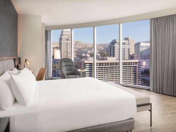 Hyatt Regency Salt Lake City : photo 1 de la chambre chambre d'angle king-size - vue