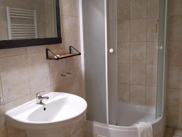 Hotel Arko : photo 5 de la chambre chambre triple supérieure