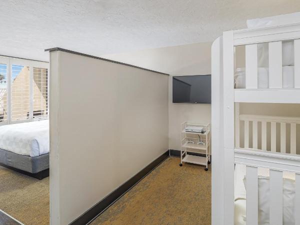 Holiday Inn Resort Panama City Beach - Beachfront, an IHG Hotel : photo 5 de la chambre suite lit queen-size pour enfants - premier Étage