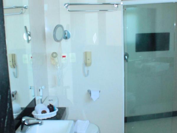 Hotel Atlântico Tower : photo 2 de la chambre chambre familiale deluxe