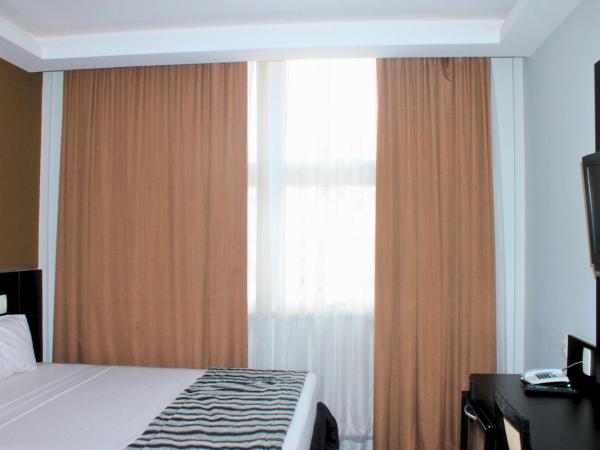 Hotel Atlântico Tower : photo 5 de la chambre chambre deluxe