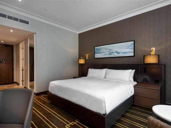 Sutton Place Hotel Toronto : photo 5 de la chambre chambre lit king-size classique