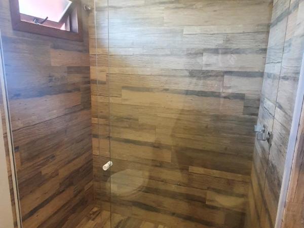 Pousada Vila do Sol : photo 1 de la chambre chambre quadruple avec balcon