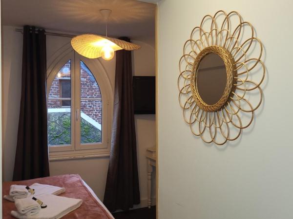 Chambres d'Hôtes La petite Salamandre : photo 4 de la chambre chambre double avec jacuzzi