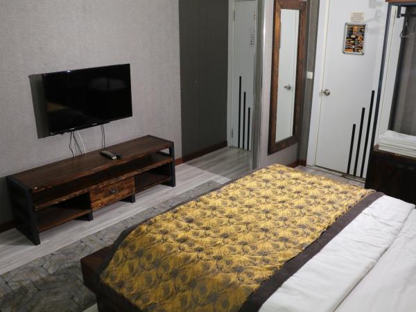 Zengin City Hotel : photo 5 de la chambre grande chambre double