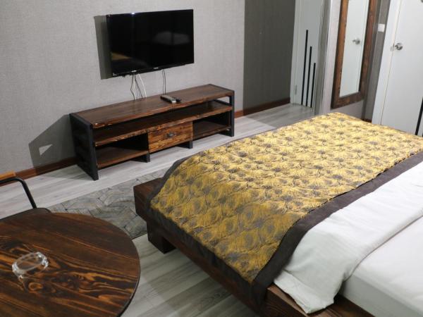 Zengin City Hotel : photo 2 de la chambre grande chambre double